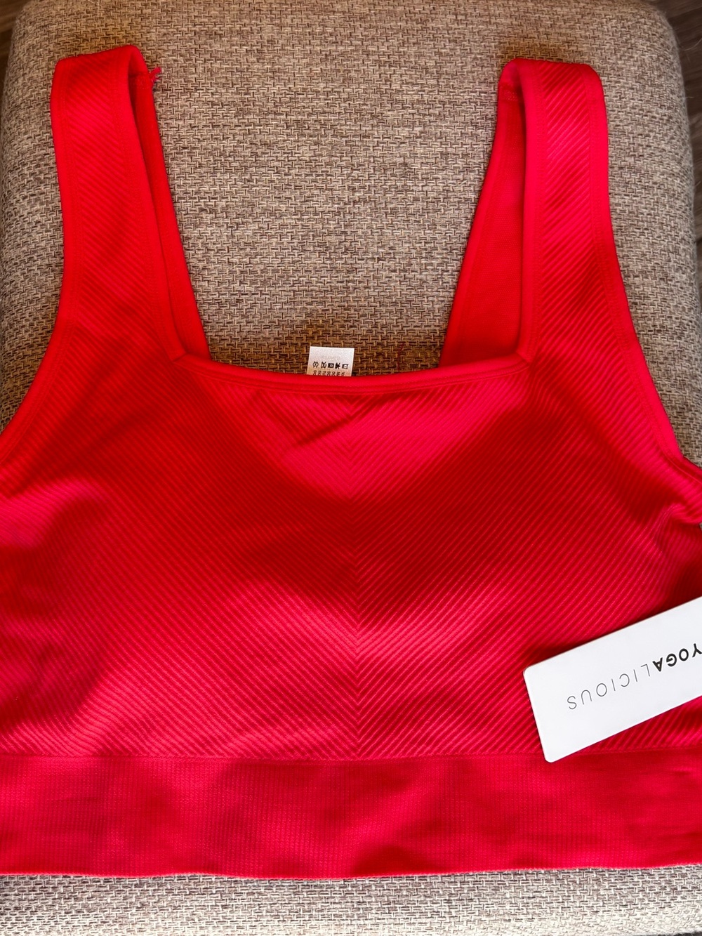 Yogalicious Bright Hibiscus Ribbed Scoop Sports Bra NWT